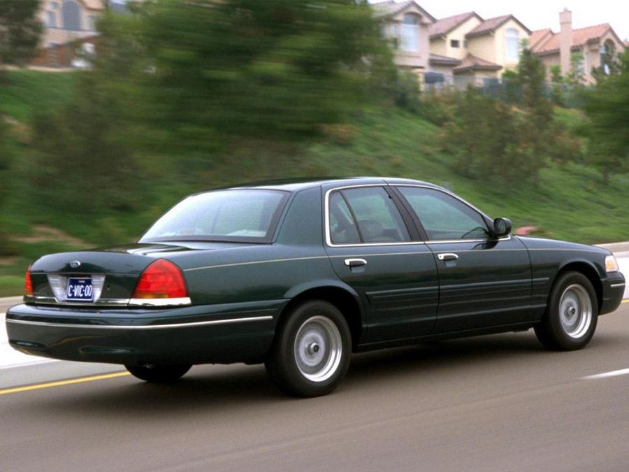  Ford Crown Victoria 1998 года  (фото 62 из 161)